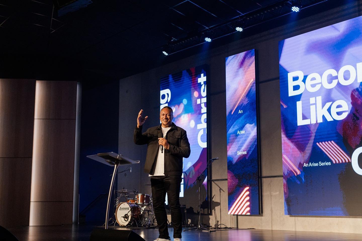 Lenny Solomona speaking at ARISE Church Whangarei